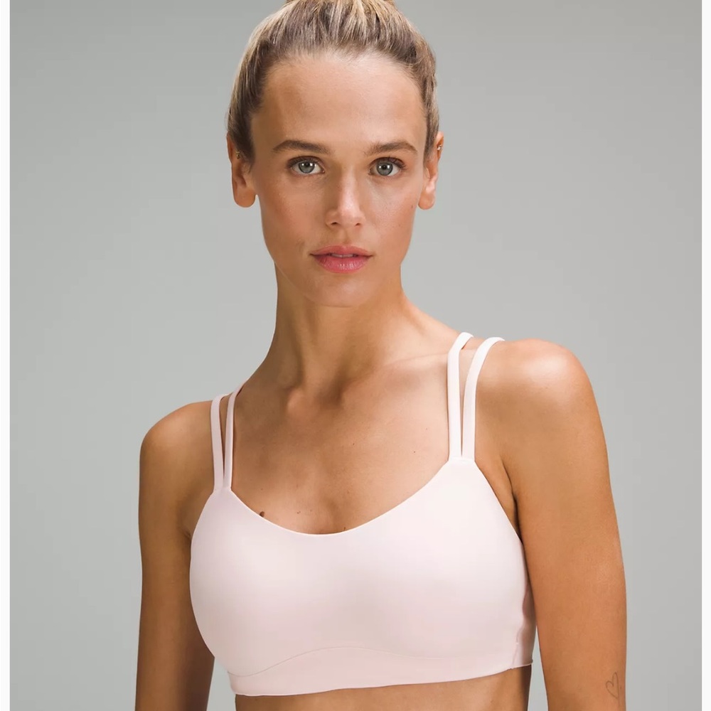 Lululemon like a cloud, sports bra, size 6